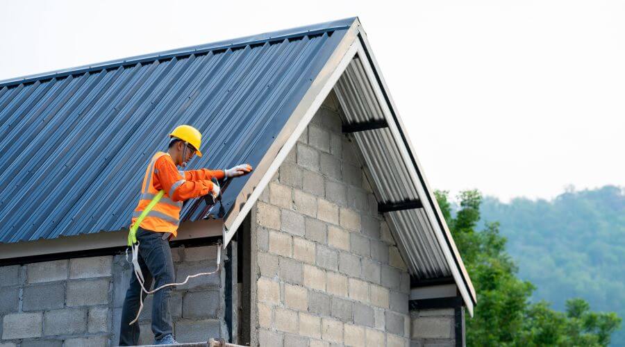Expert Emergency Roof Repairs services in Winona, MN